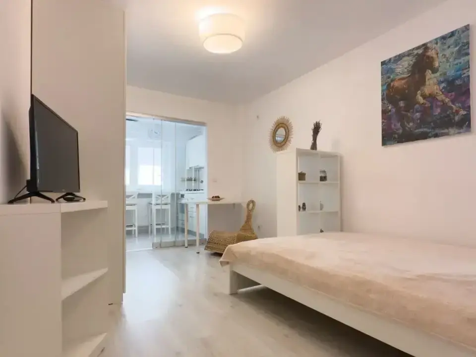 Inchiriez Garsonieră modernă|Metrou Nicolae Teclu|  Sector 3, București img 2